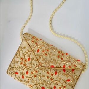 Elegant Floral Embroidered Clutch